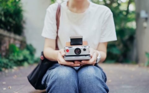 跨境电商如何利用站群服务器布局全球市场？